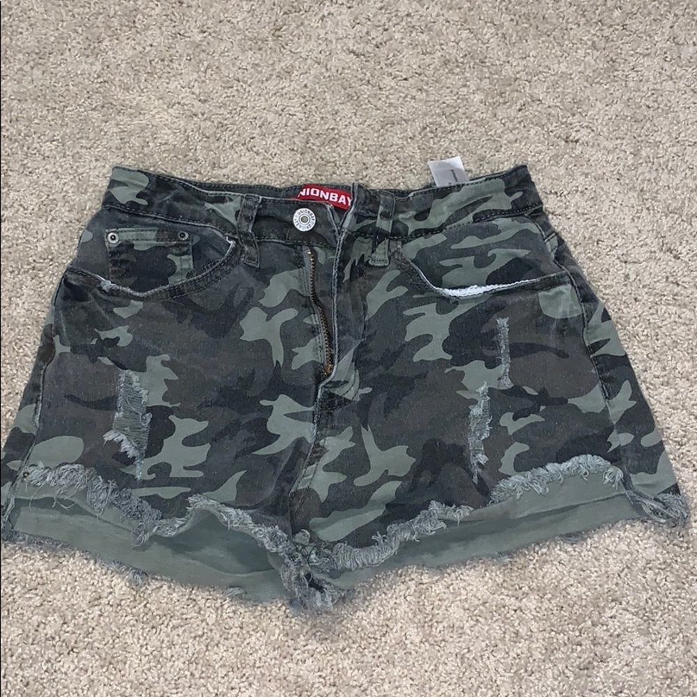 Camo jean shorts